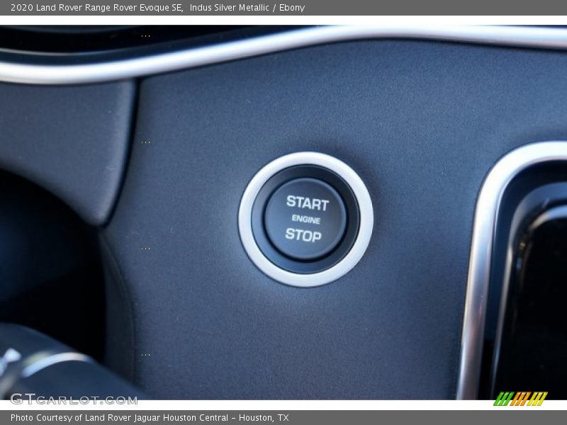 Indus Silver Metallic / Ebony 2020 Land Rover Range Rover Evoque SE
