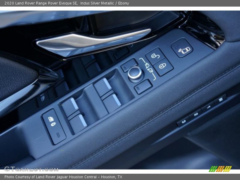 Indus Silver Metallic / Ebony 2020 Land Rover Range Rover Evoque SE