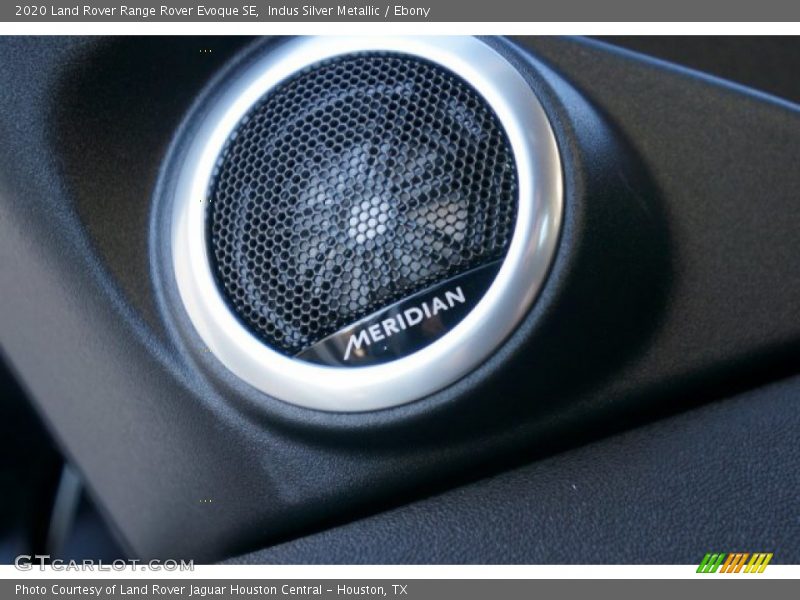 Indus Silver Metallic / Ebony 2020 Land Rover Range Rover Evoque SE