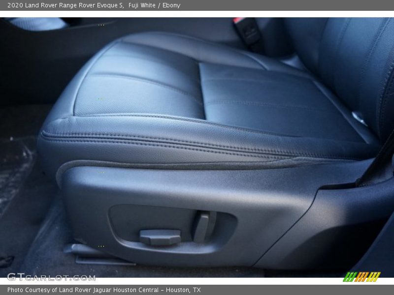 Fuji White / Ebony 2020 Land Rover Range Rover Evoque S
