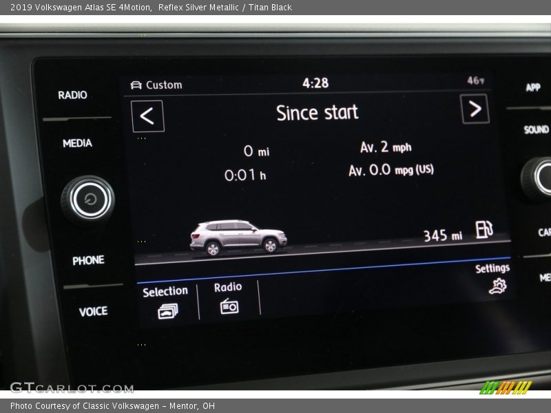 Reflex Silver Metallic / Titan Black 2019 Volkswagen Atlas SE 4Motion