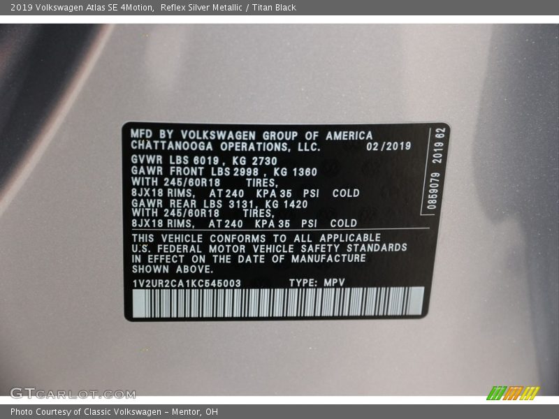 Reflex Silver Metallic / Titan Black 2019 Volkswagen Atlas SE 4Motion