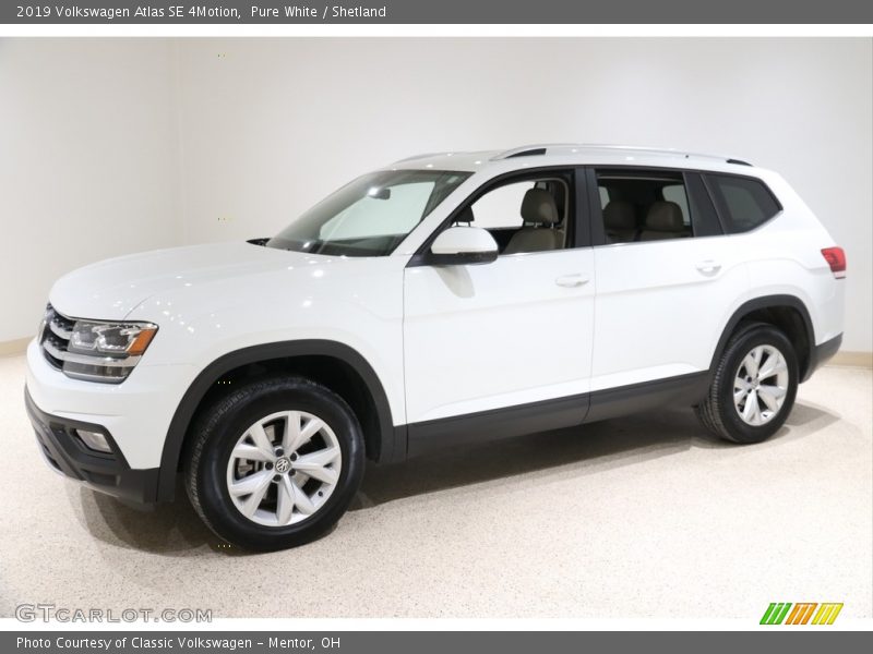 Pure White / Shetland 2019 Volkswagen Atlas SE 4Motion