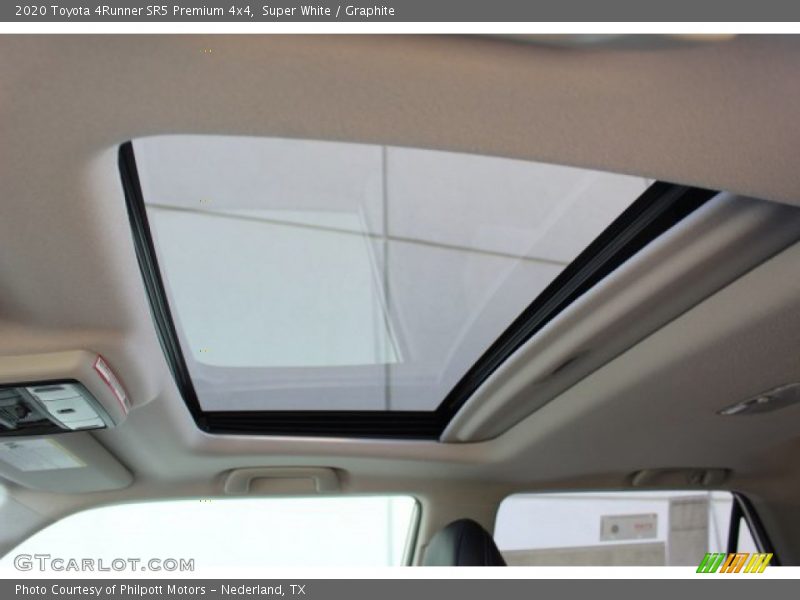 Super White / Graphite 2020 Toyota 4Runner SR5 Premium 4x4