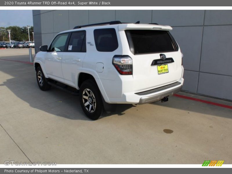 Super White / Black 2020 Toyota 4Runner TRD Off-Road 4x4