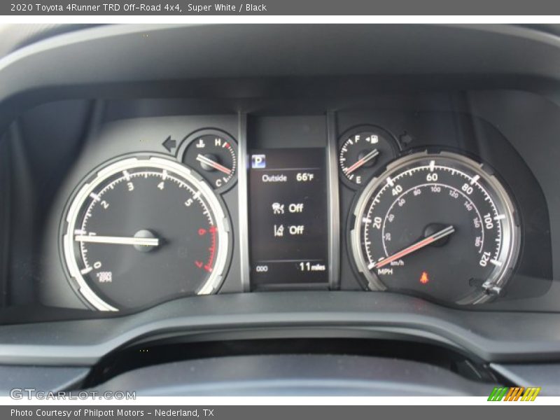Super White / Black 2020 Toyota 4Runner TRD Off-Road 4x4