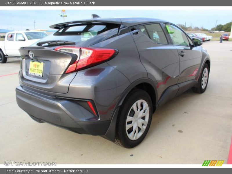 Magnetic Gray Metallic / Black 2020 Toyota C-HR LE