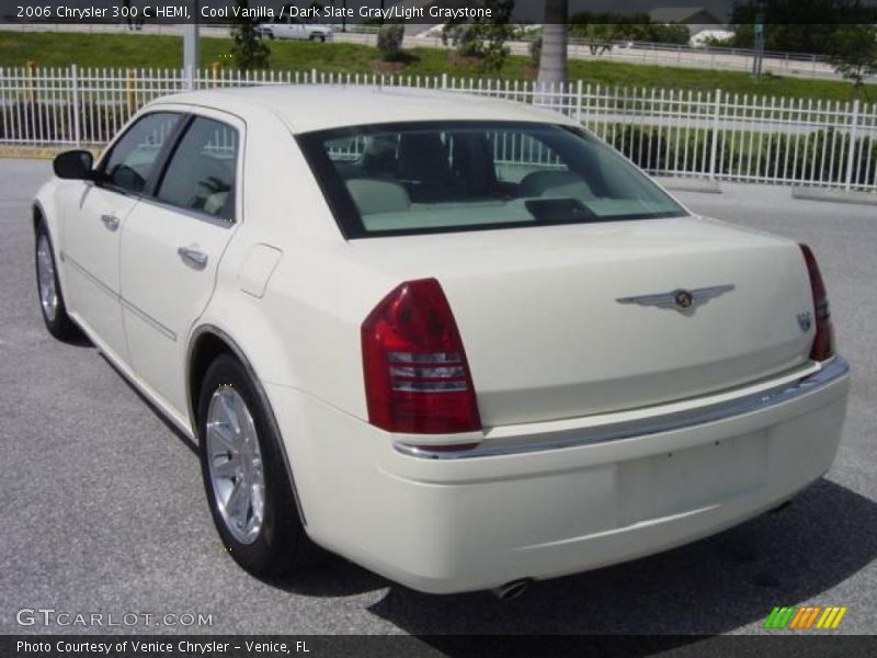 Cool Vanilla / Dark Slate Gray/Light Graystone 2006 Chrysler 300 C HEMI