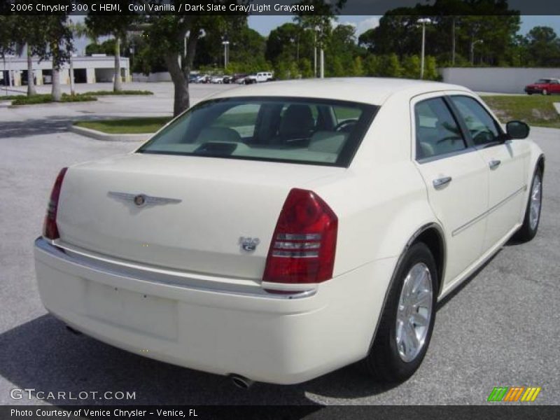 Cool Vanilla / Dark Slate Gray/Light Graystone 2006 Chrysler 300 C HEMI
