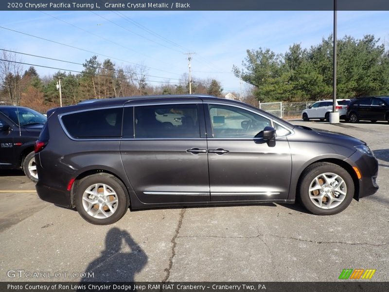 Granite Crystal Metallic / Black 2020 Chrysler Pacifica Touring L