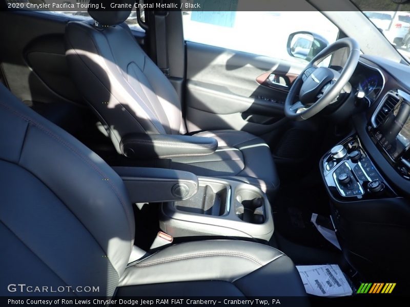 Granite Crystal Metallic / Black 2020 Chrysler Pacifica Touring L