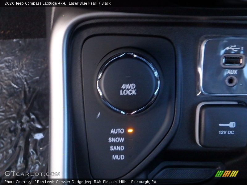 Laser Blue Pearl / Black 2020 Jeep Compass Latitude 4x4