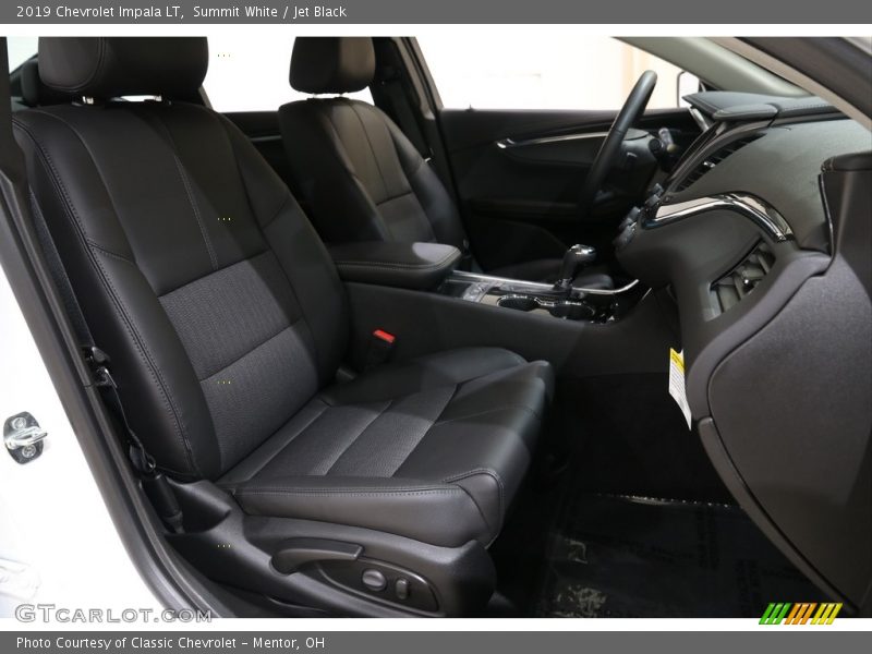 Summit White / Jet Black 2019 Chevrolet Impala LT