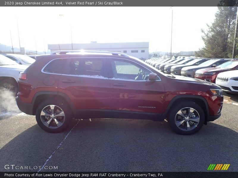 Velvet Red Pearl / Ski Gray/Black 2020 Jeep Cherokee Limited 4x4