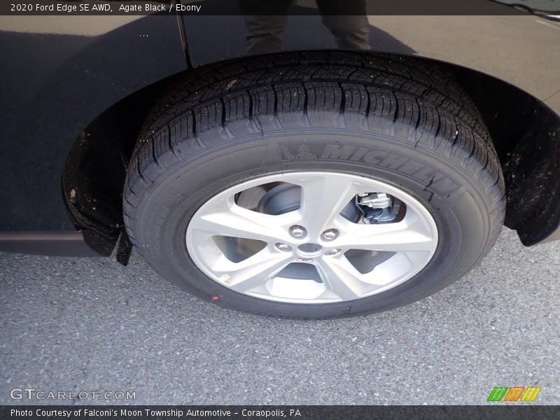 Agate Black / Ebony 2020 Ford Edge SE AWD
