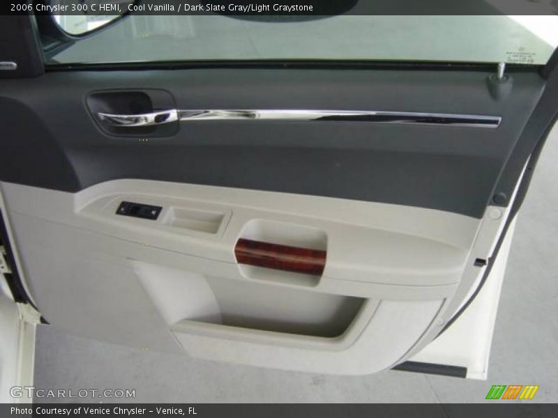 Cool Vanilla / Dark Slate Gray/Light Graystone 2006 Chrysler 300 C HEMI