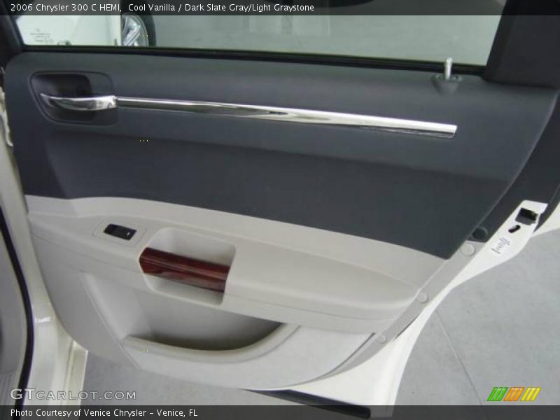Cool Vanilla / Dark Slate Gray/Light Graystone 2006 Chrysler 300 C HEMI