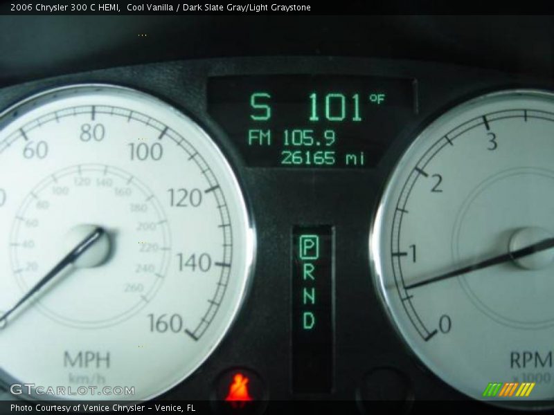 Cool Vanilla / Dark Slate Gray/Light Graystone 2006 Chrysler 300 C HEMI