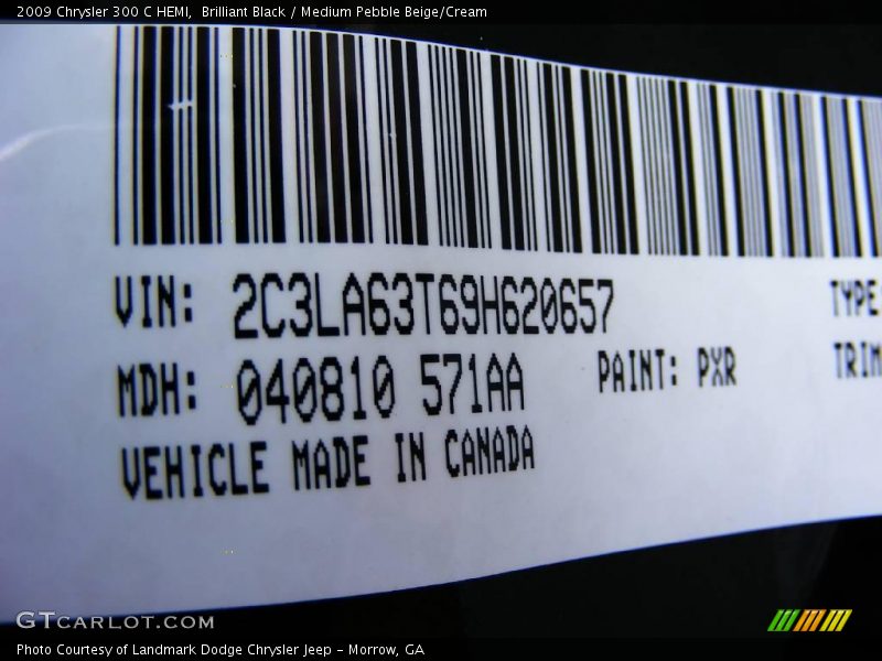 Brilliant Black / Medium Pebble Beige/Cream 2009 Chrysler 300 C HEMI