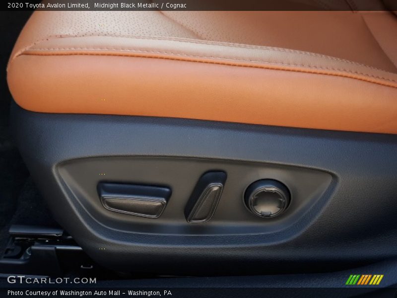 Midnight Black Metallic / Cognac 2020 Toyota Avalon Limited