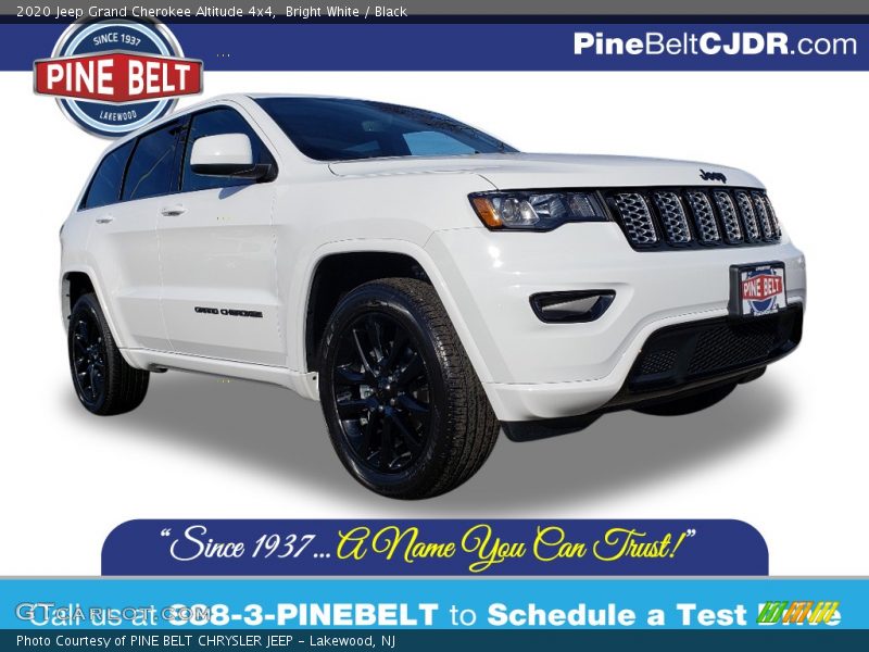 Bright White / Black 2020 Jeep Grand Cherokee Altitude 4x4
