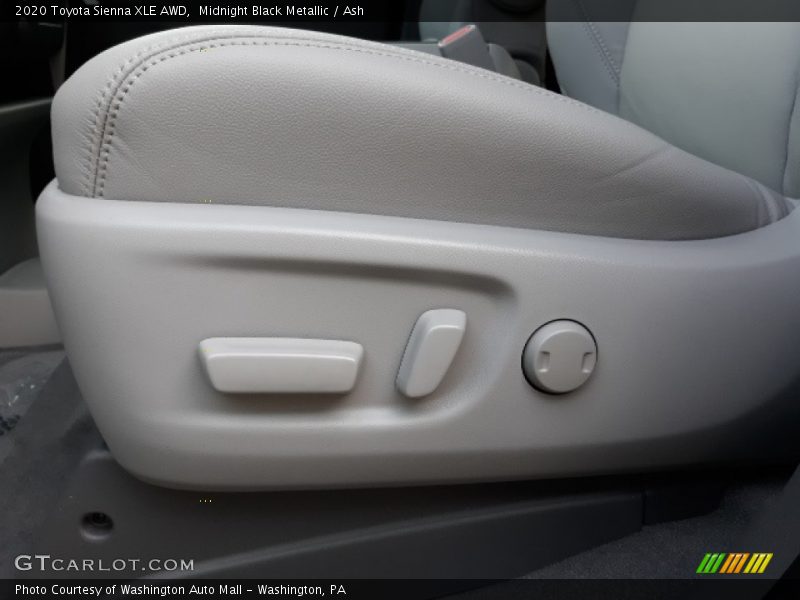 Midnight Black Metallic / Ash 2020 Toyota Sienna XLE AWD