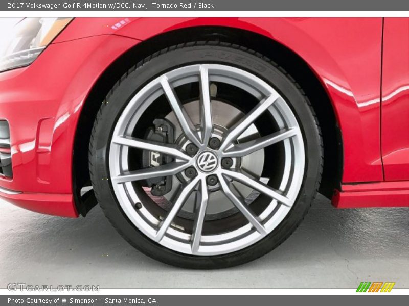  2017 Golf R 4Motion w/DCC. Nav. Wheel