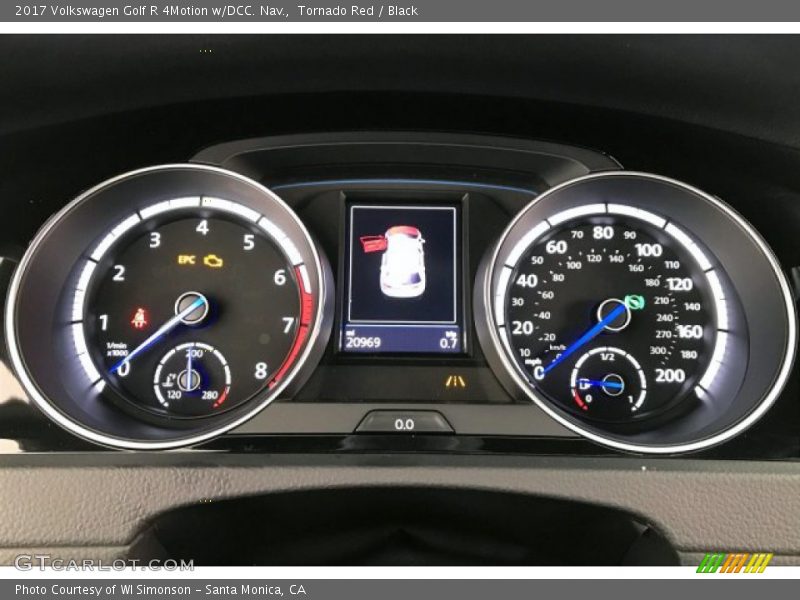  2017 Golf R 4Motion w/DCC. Nav. 4Motion w/DCC. Nav. Gauges