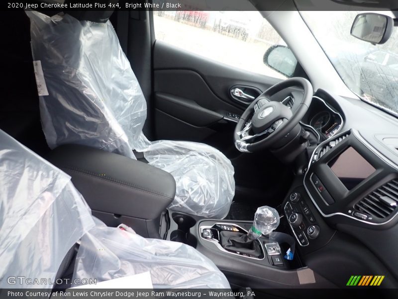Bright White / Black 2020 Jeep Cherokee Latitude Plus 4x4