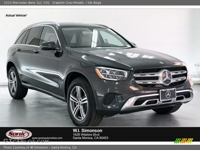 Graphite Grey Metallic / Silk Beige 2020 Mercedes-Benz GLC 300