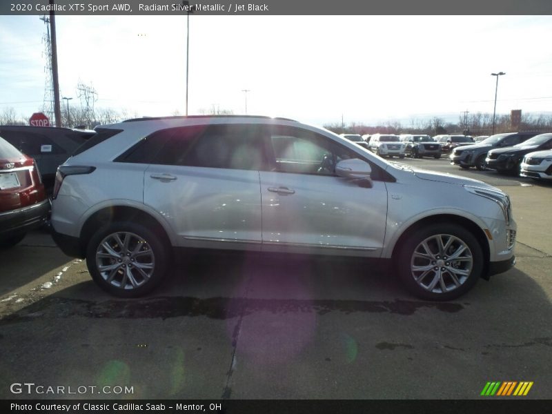 Radiant Silver Metallic / Jet Black 2020 Cadillac XT5 Sport AWD