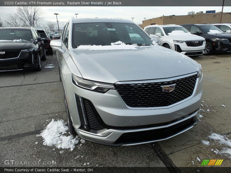 Radiant Silver Metallic / Jet Black 2020 Cadillac XT6 Premium Luxury