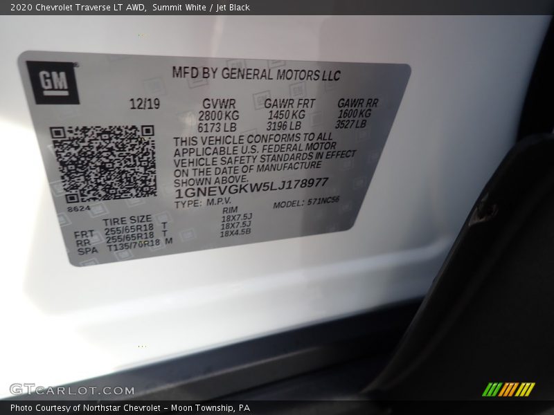 Summit White / Jet Black 2020 Chevrolet Traverse LT AWD
