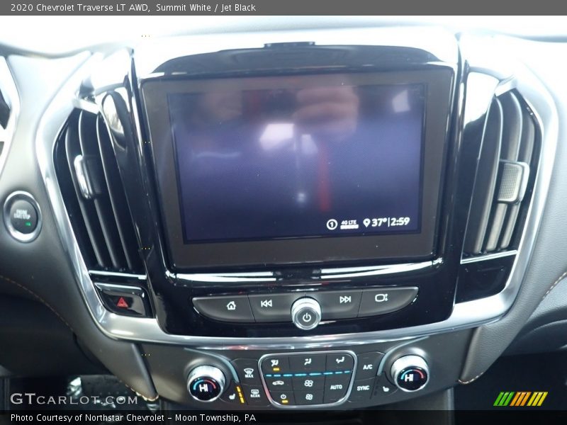 Summit White / Jet Black 2020 Chevrolet Traverse LT AWD