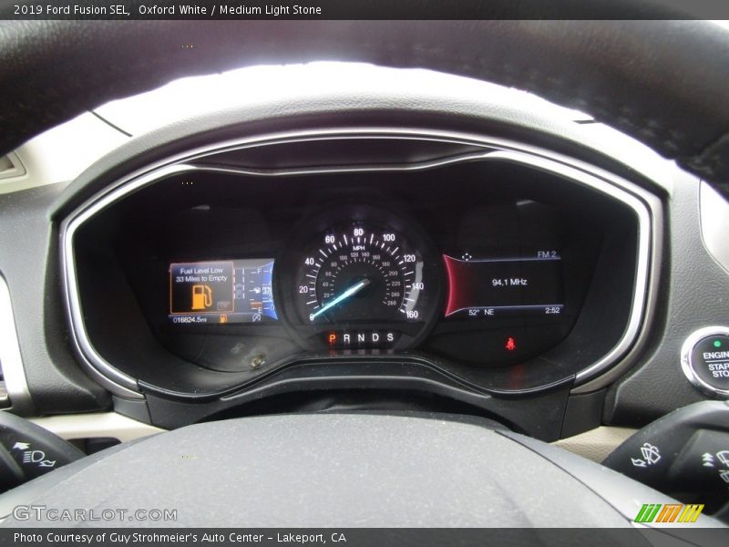 Oxford White / Medium Light Stone 2019 Ford Fusion SEL