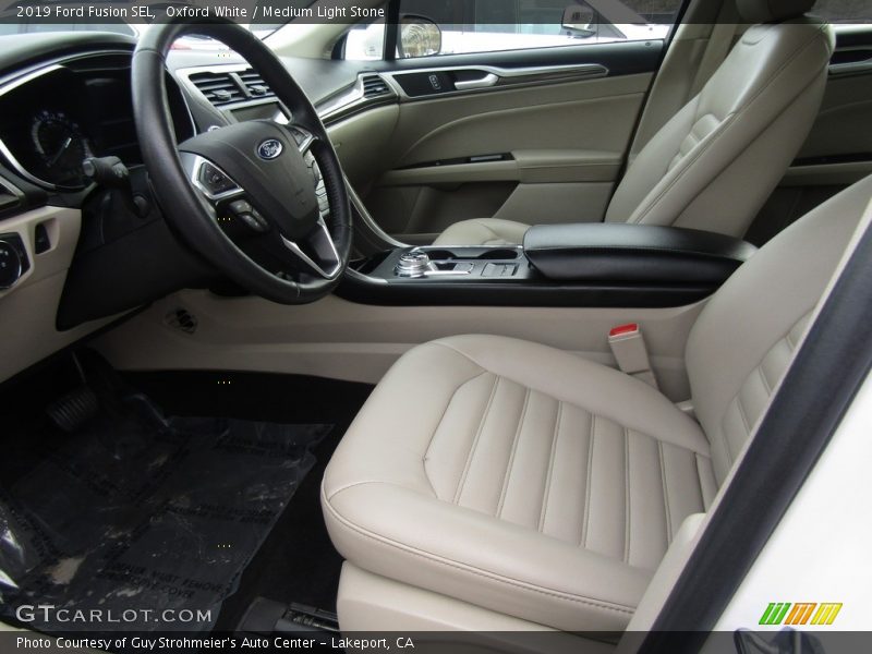 Oxford White / Medium Light Stone 2019 Ford Fusion SEL