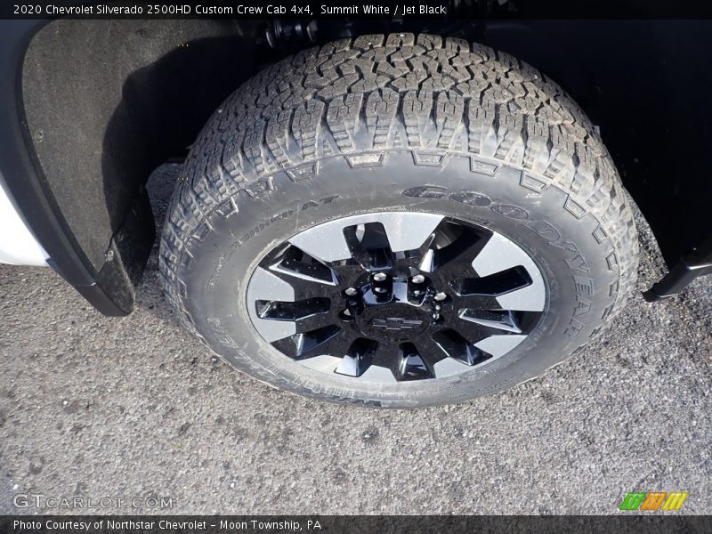 Summit White / Jet Black 2020 Chevrolet Silverado 2500HD Custom Crew Cab 4x4