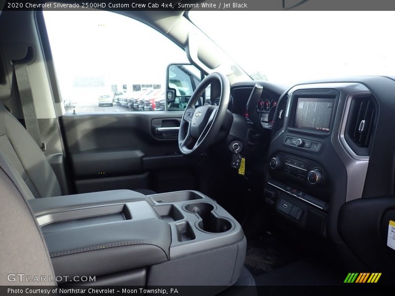 Summit White / Jet Black 2020 Chevrolet Silverado 2500HD Custom Crew Cab 4x4