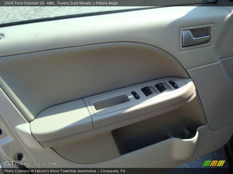 Pueblo Gold Metallic / Pebble Beige 2006 Ford Freestyle SEL AWD