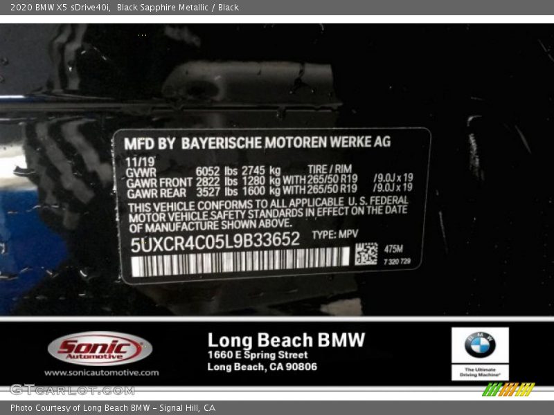 Black Sapphire Metallic / Black 2020 BMW X5 sDrive40i