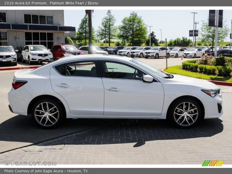 Platinum White Pearl / Ebony 2019 Acura ILX Premium