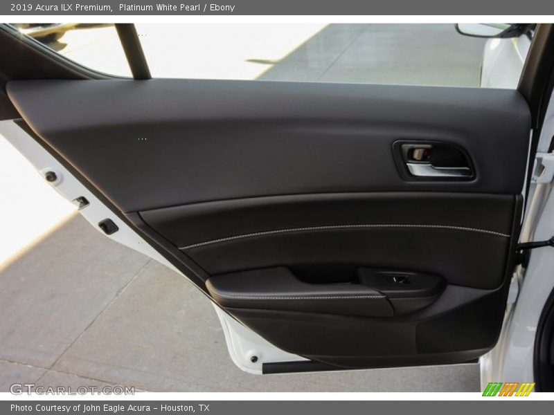 Platinum White Pearl / Ebony 2019 Acura ILX Premium