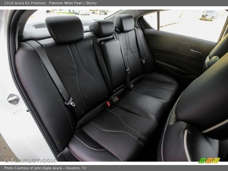 Platinum White Pearl / Ebony 2019 Acura ILX Premium