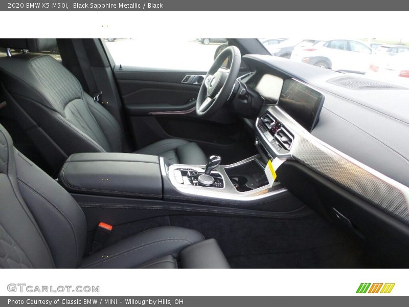 Black Sapphire Metallic / Black 2020 BMW X5 M50i