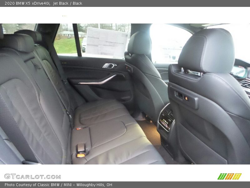 Jet Black / Black 2020 BMW X5 xDrive40i