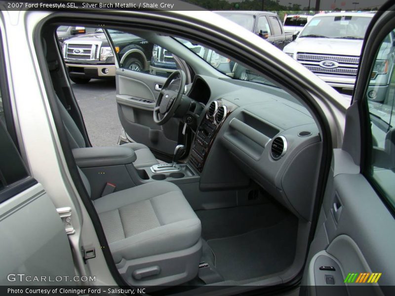 Silver Birch Metallic / Shale Grey 2007 Ford Freestyle SEL