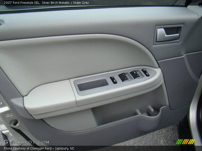 Silver Birch Metallic / Shale Grey 2007 Ford Freestyle SEL