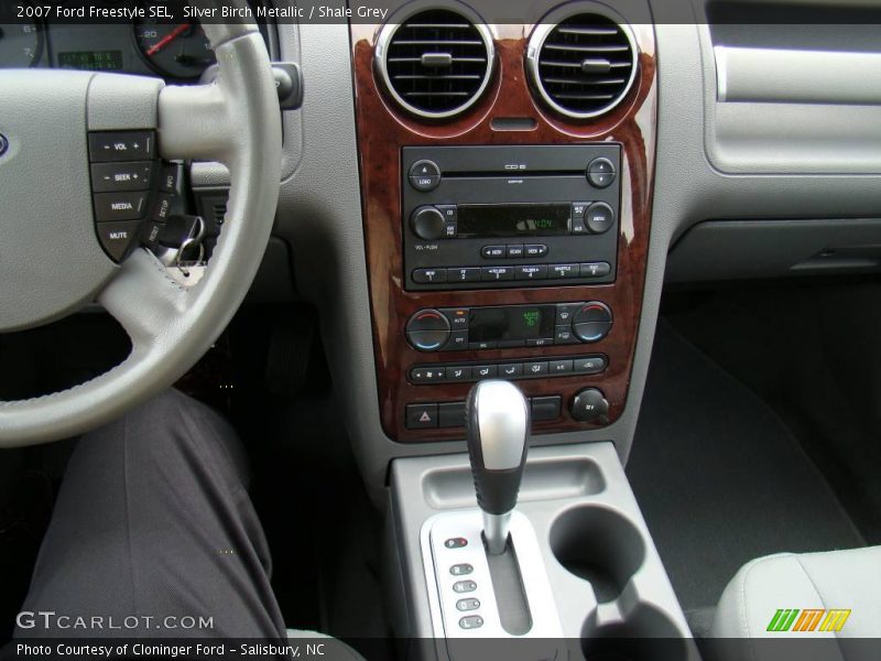 Silver Birch Metallic / Shale Grey 2007 Ford Freestyle SEL