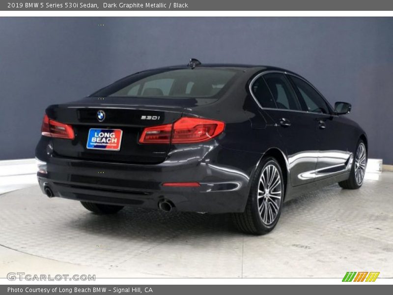 Dark Graphite Metallic / Black 2019 BMW 5 Series 530i Sedan