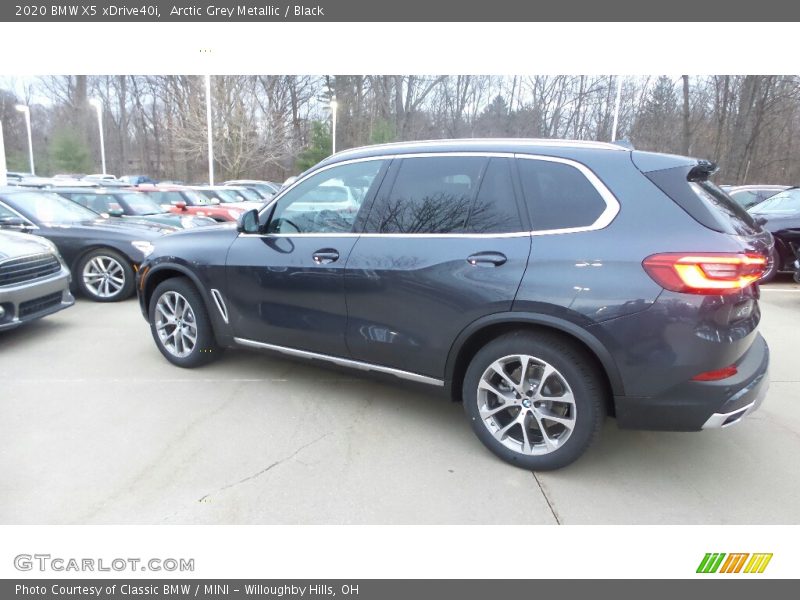 Arctic Grey Metallic / Black 2020 BMW X5 xDrive40i